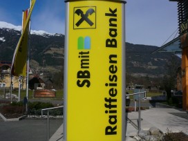 Pylon, bombiert