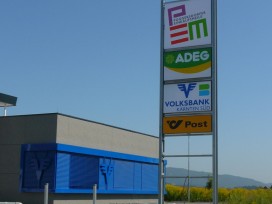 Pylon, Hhe 12 Meter